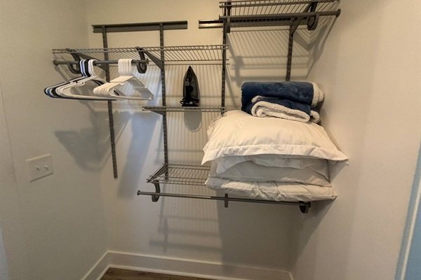 1349d768593c4f9f977f37833510ebfe-Medium