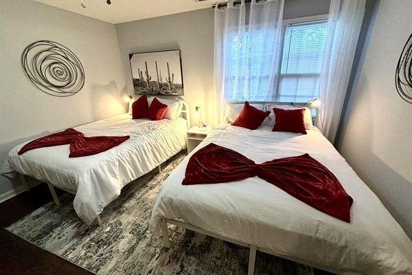 29cd5db2e2a342068d9c6fe1c569cf9a-Medium