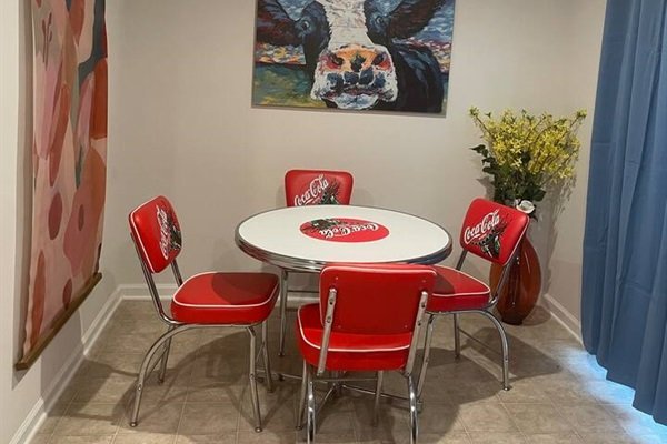 2bbc8d687567437596a80c0667f2c09e-Medium