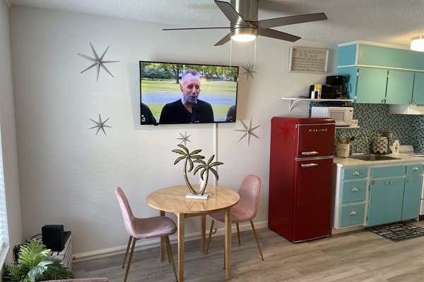 39d04aeffe214a09a058969af9bb83a0-Medium