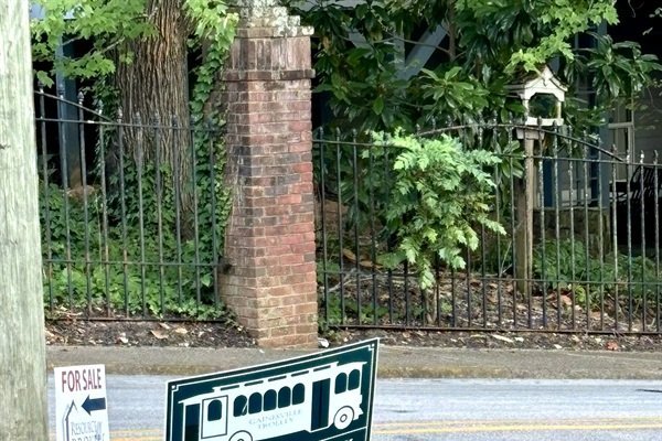 48ed9b0f26a0457089f1818d7bd228d1-Medium