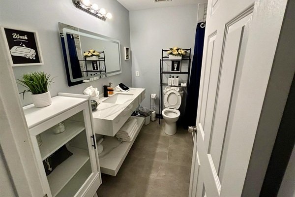 585792a057064c118734fbea5130c839-Medium