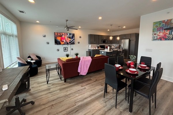 5a119821bcd343d6ad8068d38a2949c4-Medium