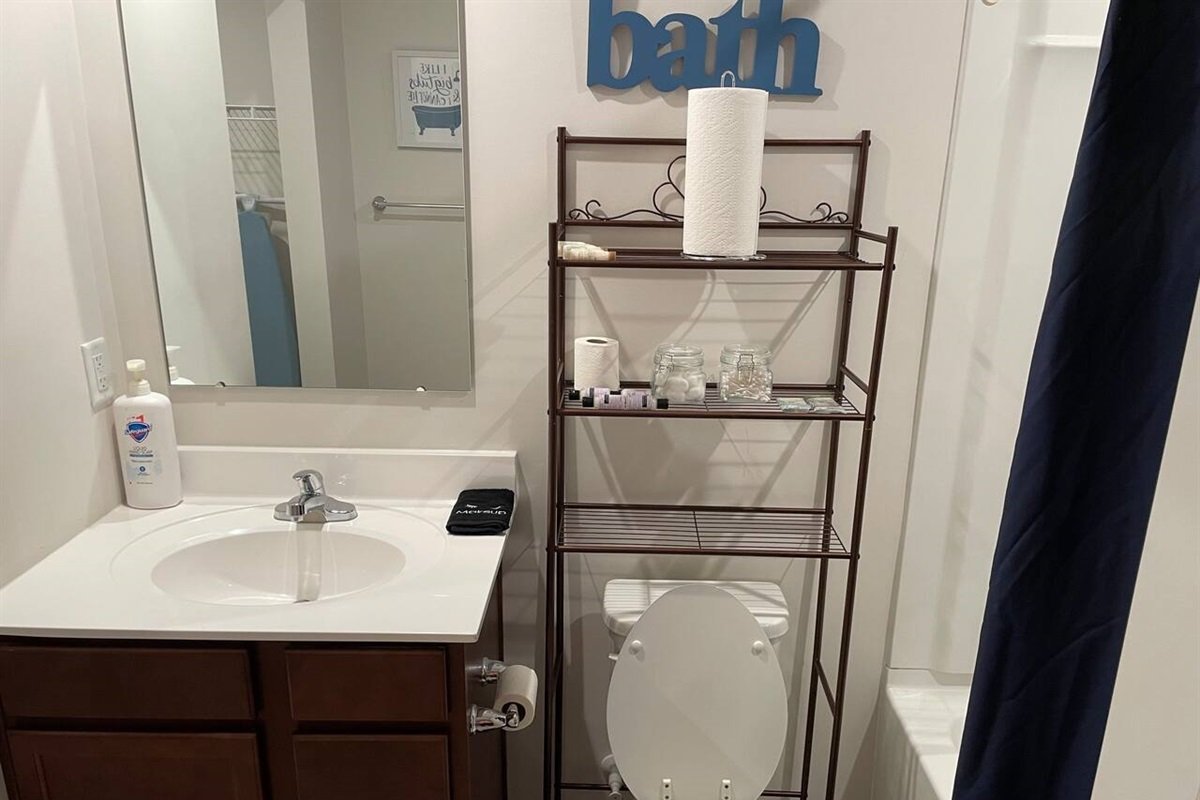 90cdf977a98a40038552dc3acb1f8d8a-Large