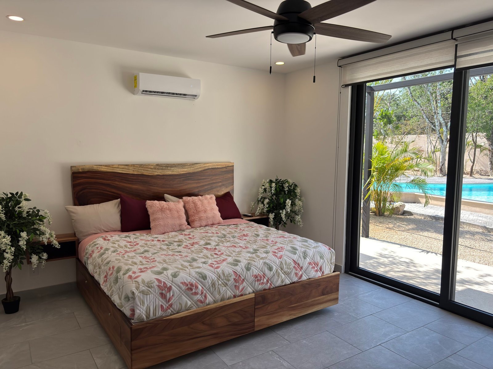 924AF911-2CB9-4599-B068-E86BF657AE90-scaled (1)