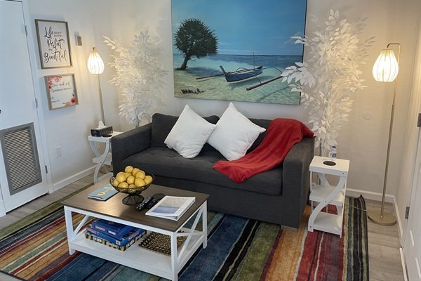 964015c2fd5c4e10b7ba85ed7fc275bb-Medium