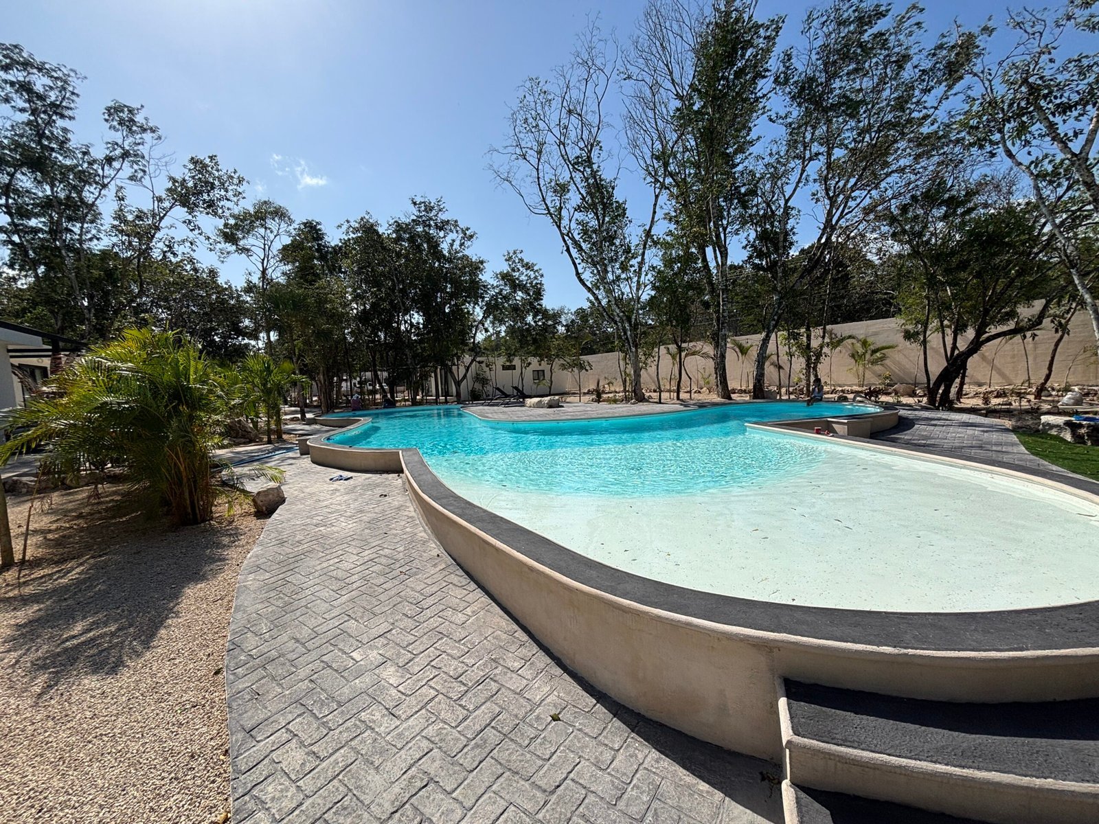 B314254F-CCFC-476F-B5DF-B9CDF0C34390-scaled