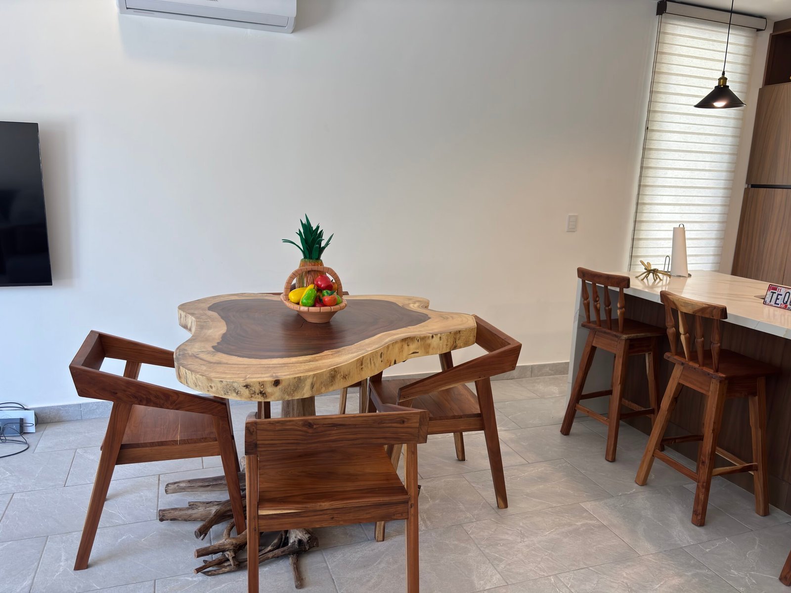 B970AA5D-15B0-40DD-B0CE-65A1544CD83C-scaled