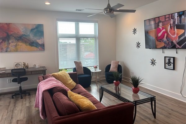 c3375ed7f91e4525bffcc65b0a946c6a-Medium