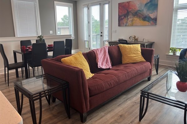 de1341ed001140099aad8882c377ade8-Medium