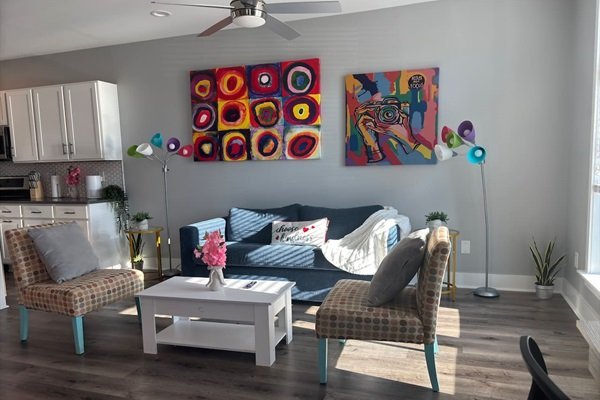 ff80a2b7d35149ebbcd22e7f23c4bfe6-Medium